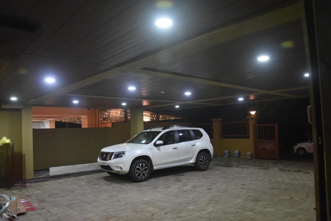 فندق Regal Panhala Residency المظهر الخارجي الصورة